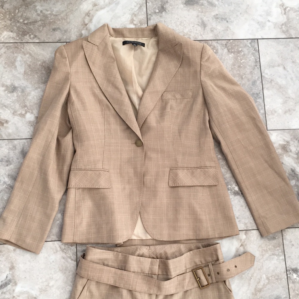 Anne Klein tan nude two piece suit set size 12 NWOT - Picture 1 of 8